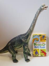 10652