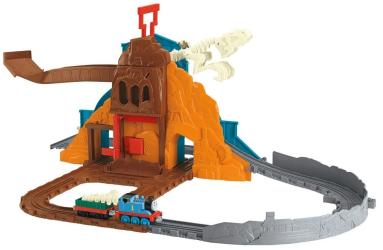 10848