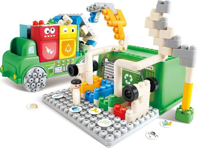 12632